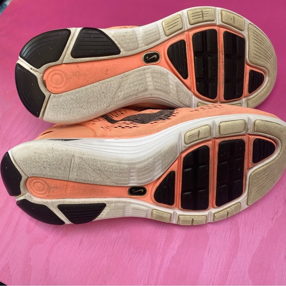Women’s Nike Lunarglide 5 Size 9.5, Coral Athletic Shoes, Running Training Shoes - Picture 12 of 15
